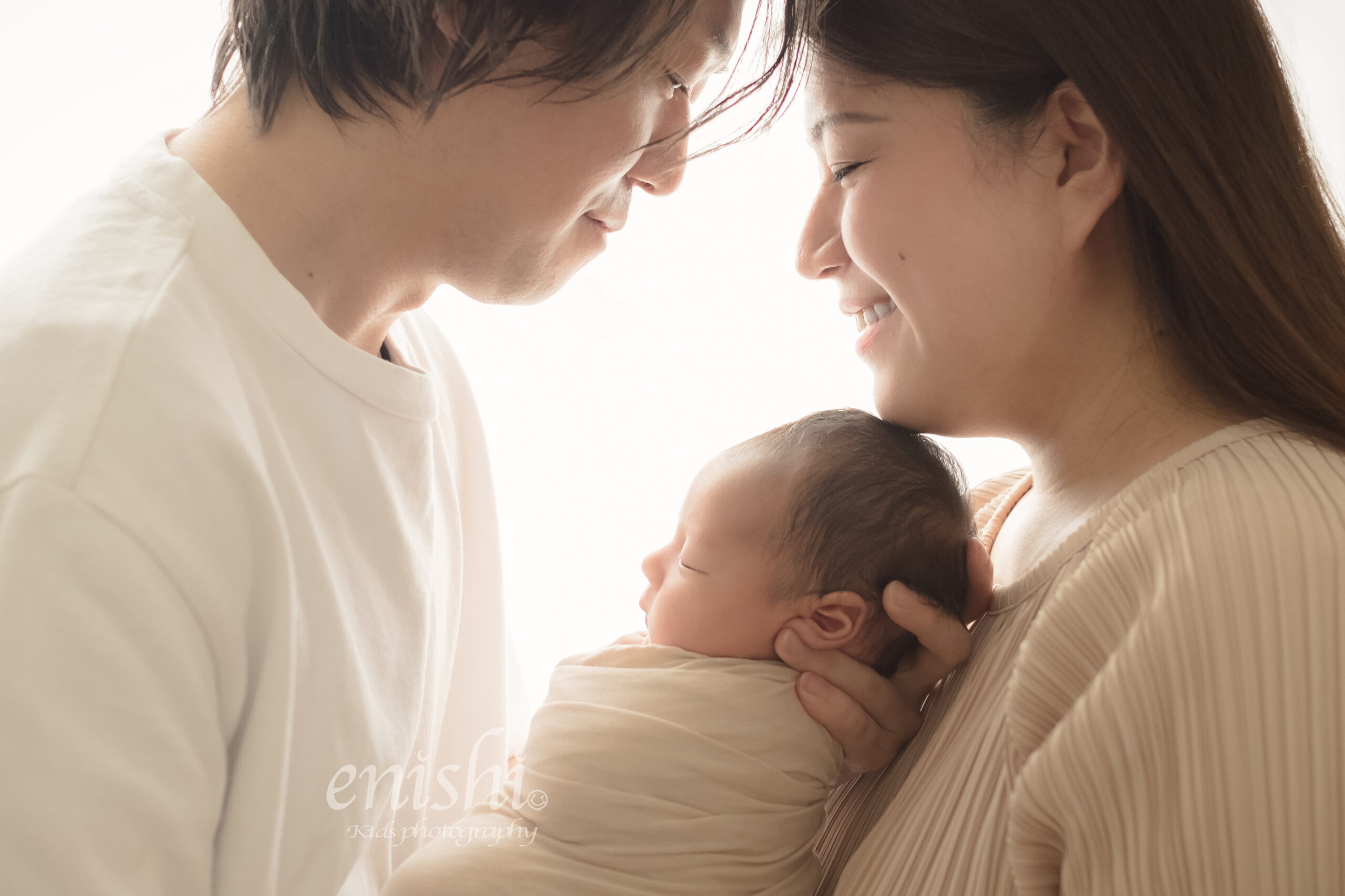 ニューボーンフォト家族写真