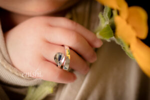 お名前や誕生日、誕生石の入った世界に一つだけのオリジナルベビーリング